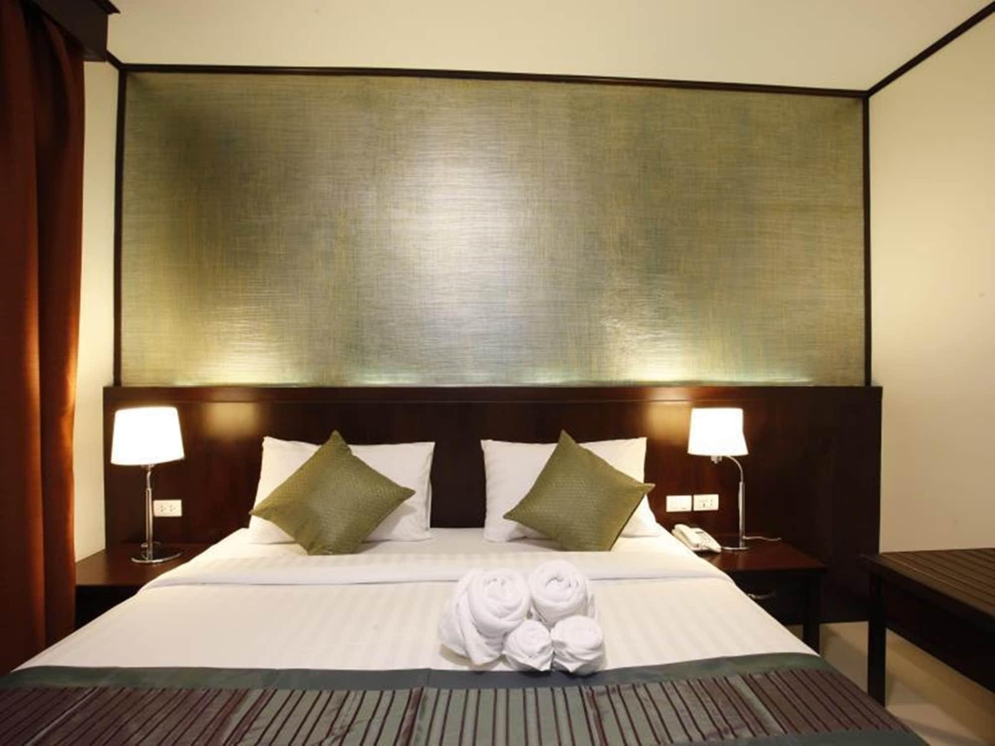 Orchid Resortel Patong Exterior foto
