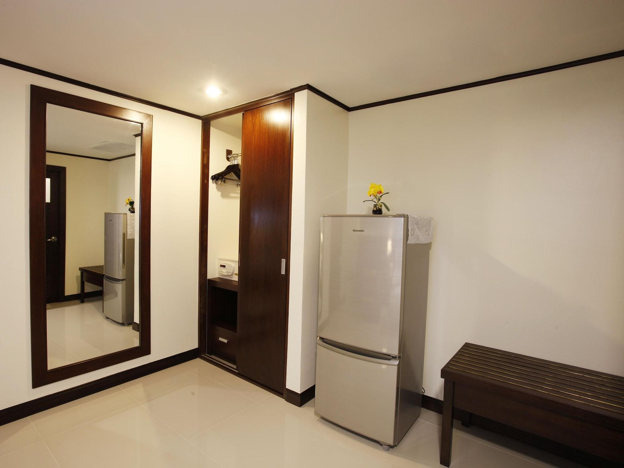 Orchid Resortel Patong Exterior foto