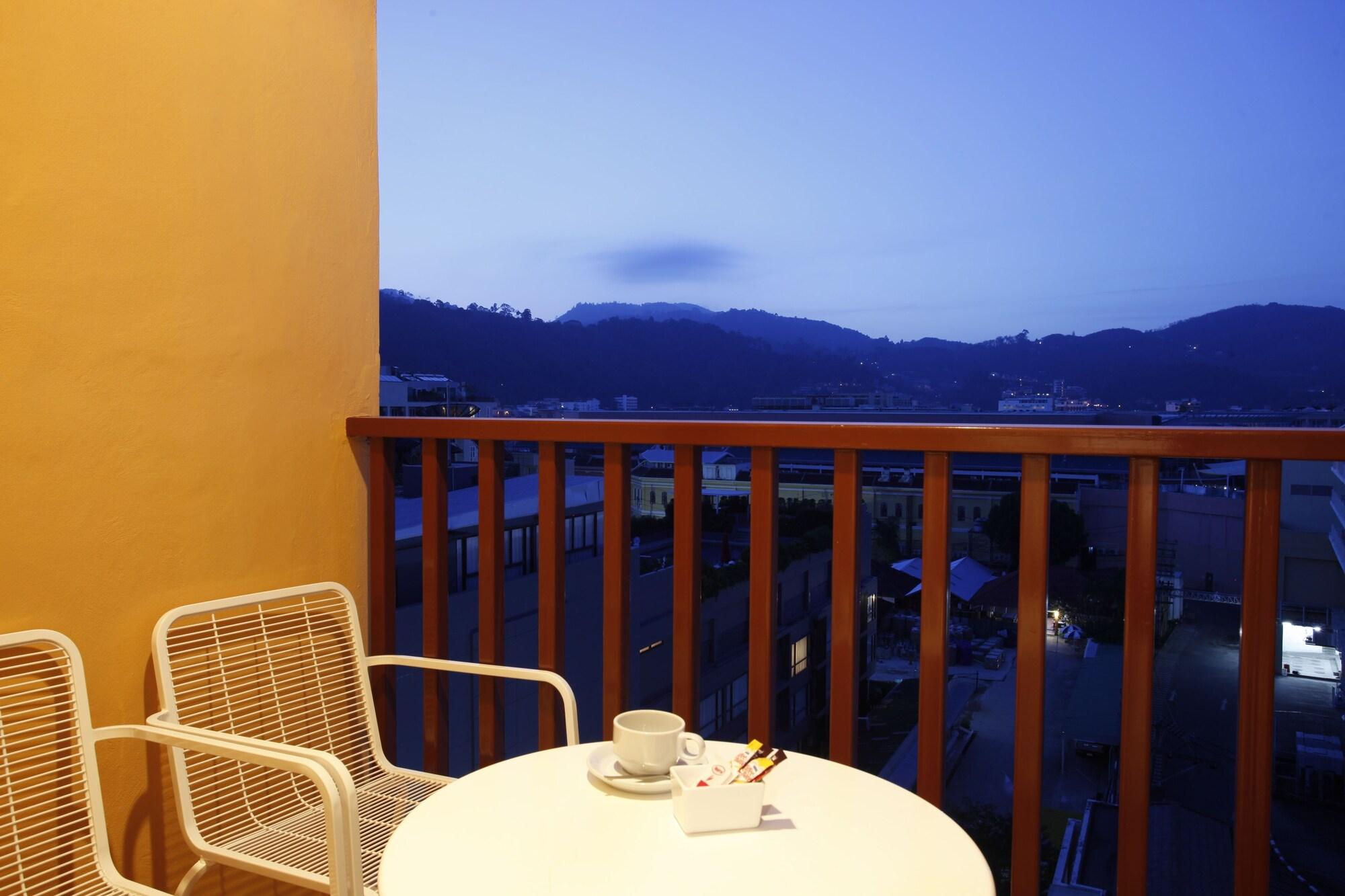 Orchid Resortel Patong Exterior foto
