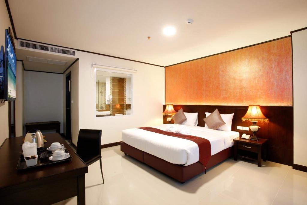 Orchid Resortel Patong Exterior foto