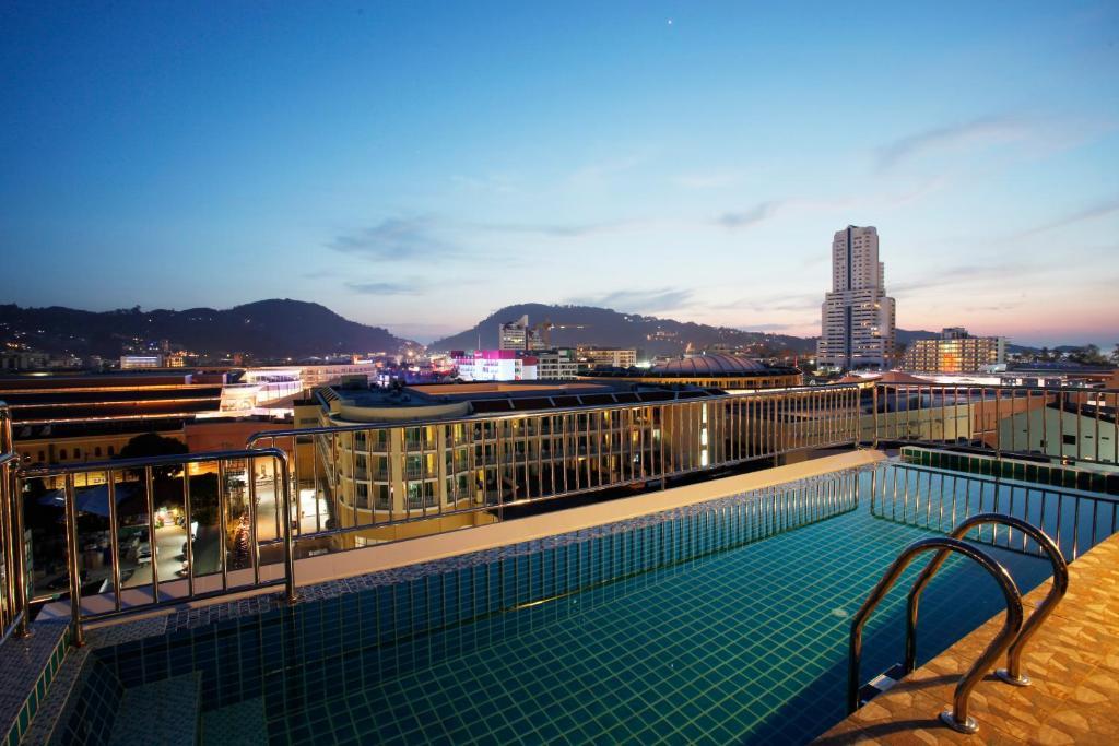 Orchid Resortel Patong Exterior foto